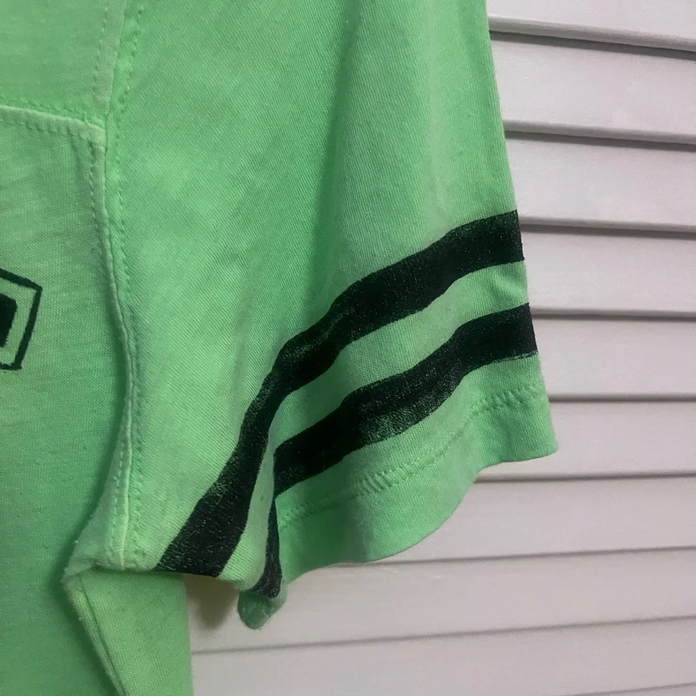 PINK Victoria's Secret Green T-Shirt Medium - Picture 5 of 7